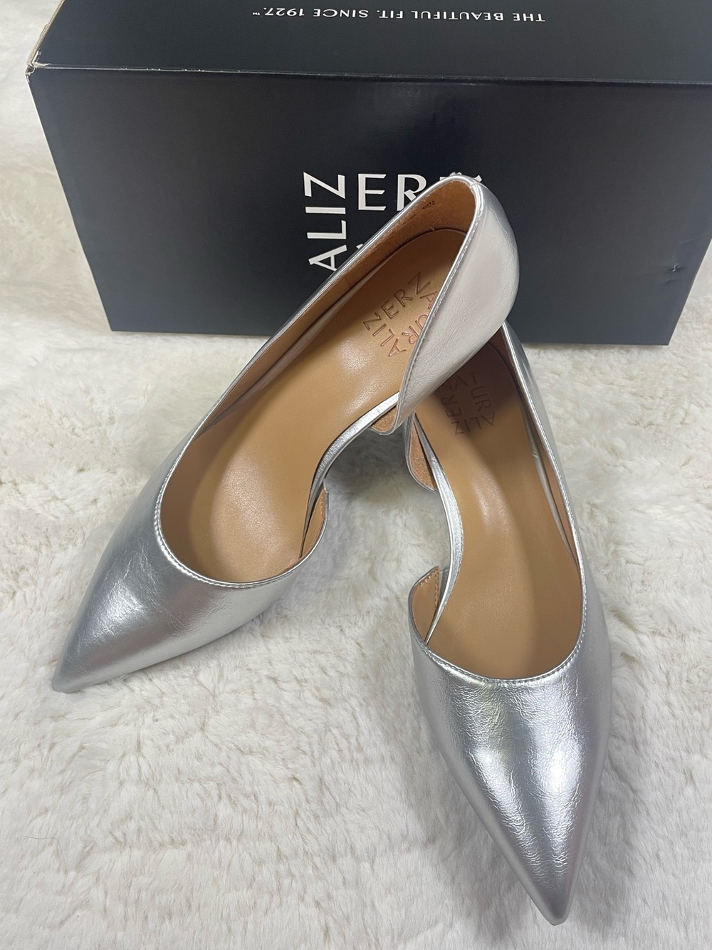 Naturalizer Silver Pointed Toe Heels